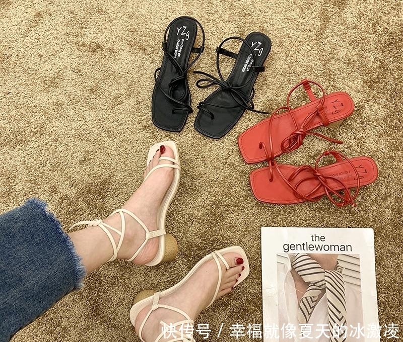 『女人味』让人又爱又恨的绑带凉鞋,怎么搭配才好看?注意两点,尽显女人味