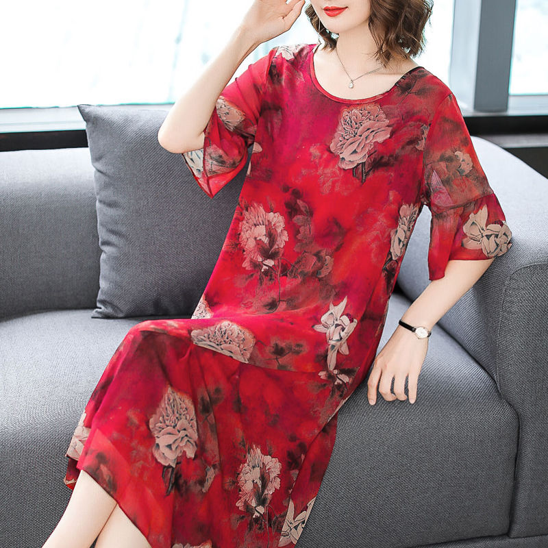 天，新出三千多杭州“丝绸裙”现价一折!媳妇好不容易抢8件