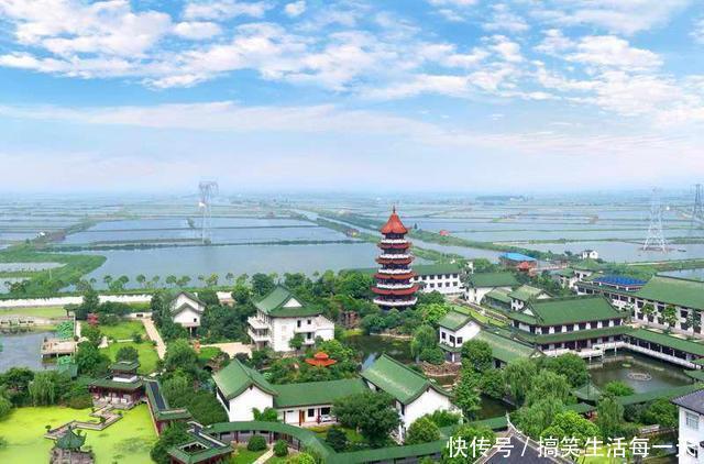 江苏、浙江和安徽三省交界，所在的三个县，其中一个非常出名