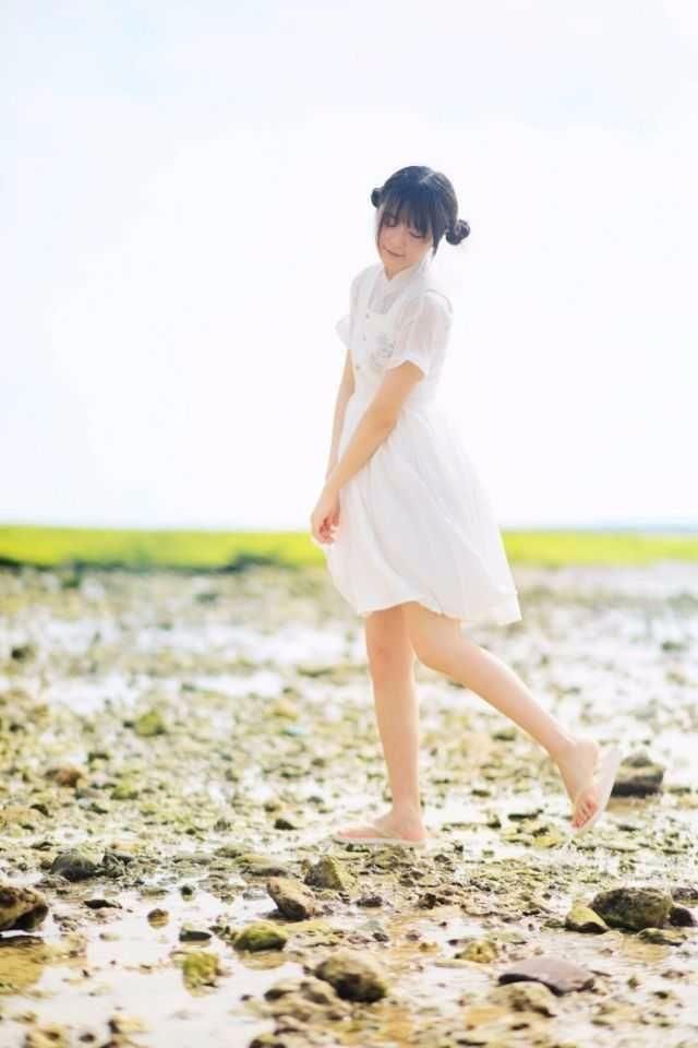 徐娇不仅穿汉服很美，穿上星空裙更是惊艳，秒变“成熟女人”！