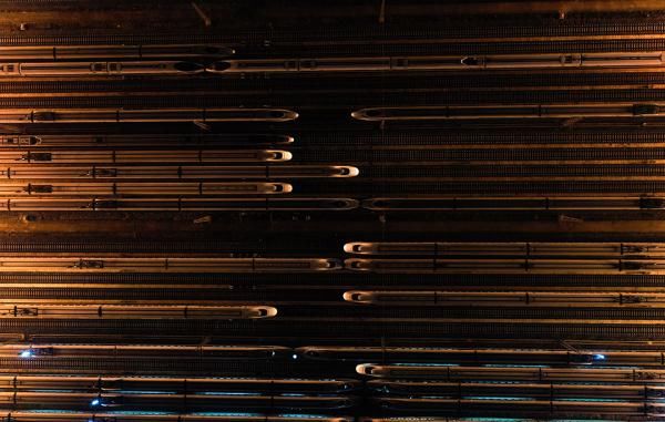  图为南宁屯里动车所：全国铁路陆续恢复运营