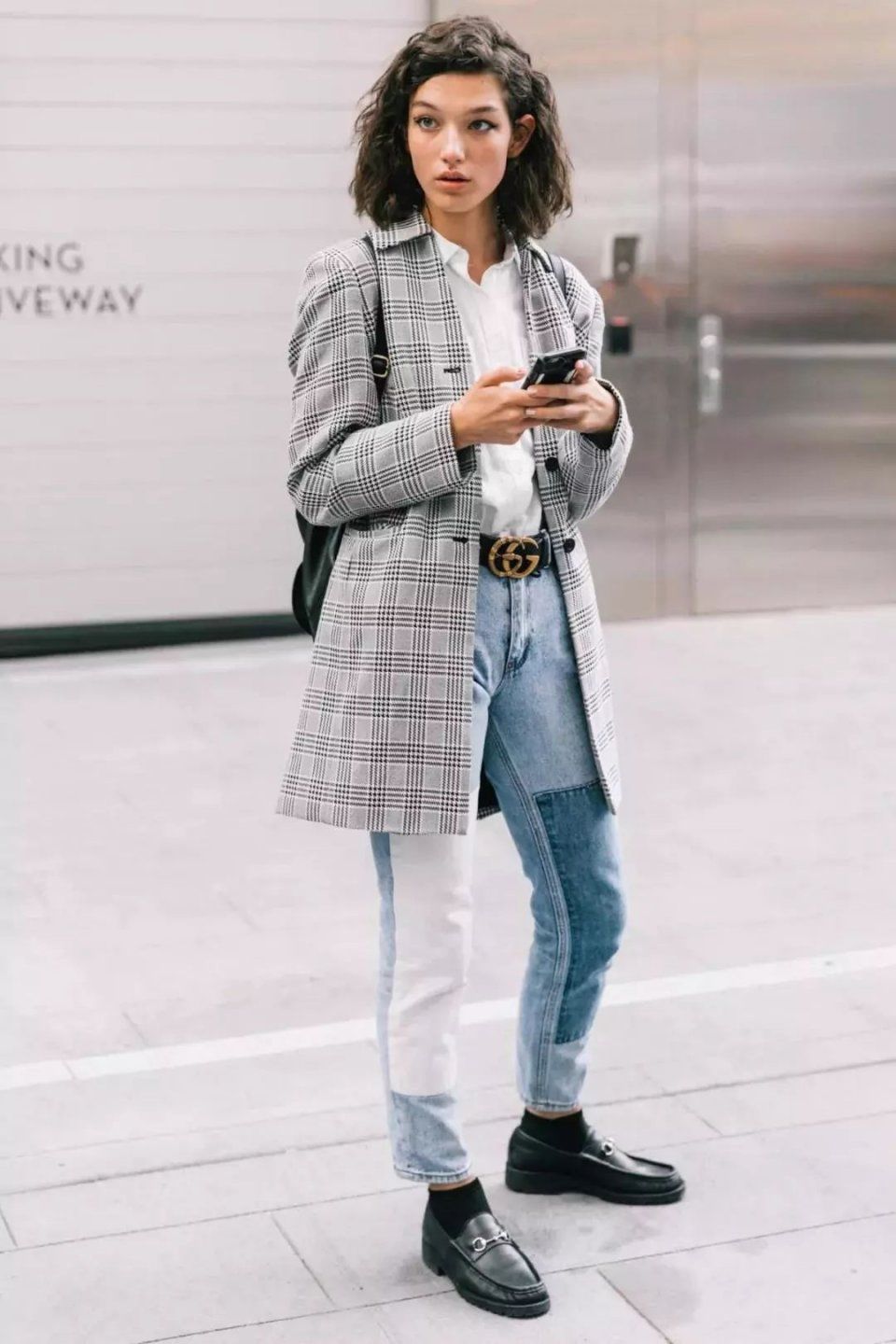  平底鞋+高腰裤穿得好，真没高跟鞋什么事了!