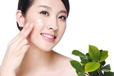 高端中草药护肤攻略，不能只有娘娘们知道