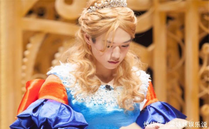 继张艺兴后,又一男星被踢出自己粉丝群,并遭警