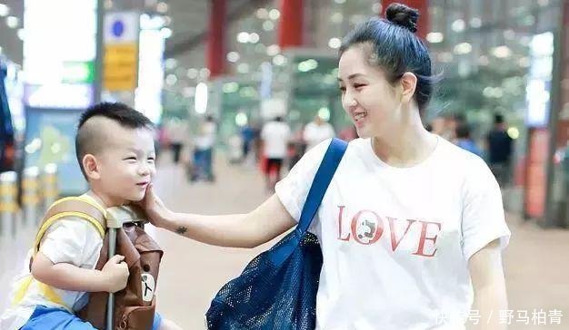 何洁深夜再次怒撕前夫, 揭秘离婚内幕和出轨传闻, 引来无数网友叫