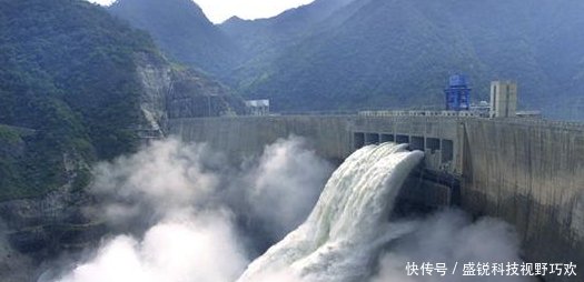 超越三峡水电站，世界上第一个水电站即将完工，选址令人惊讶