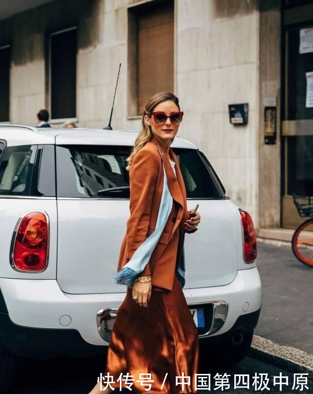 『春天』春天到了,法国女人都在穿什么裙子?