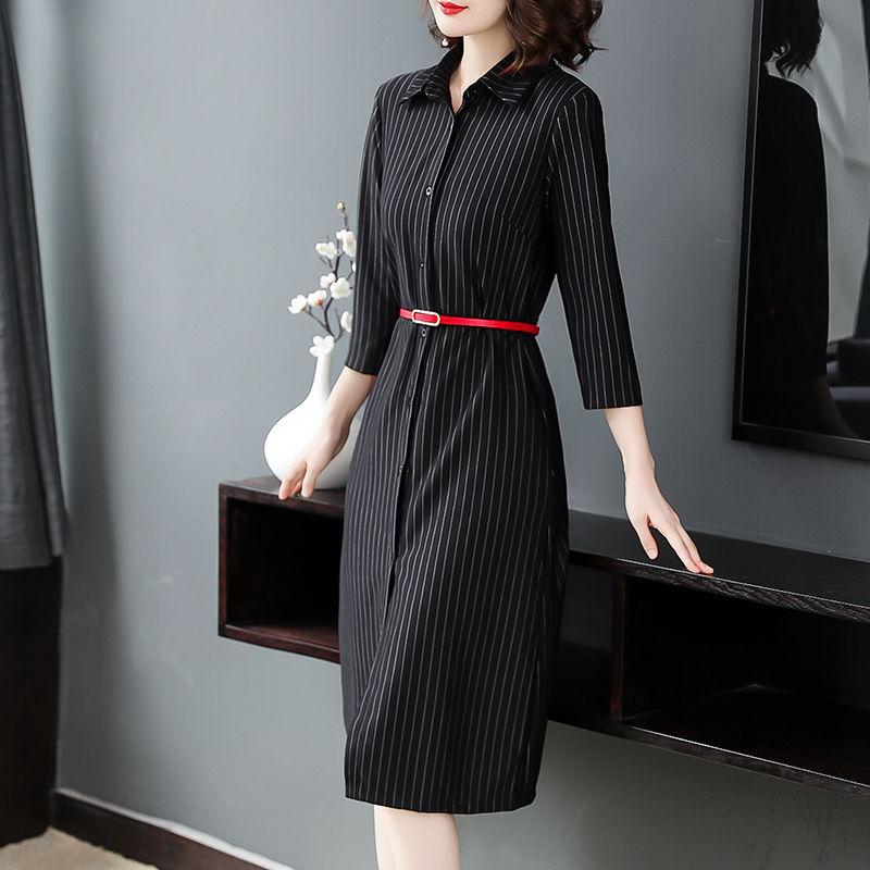 新发现:2个小时前才上的秋裙。比旗袍美，比真丝贵，简直美翻天