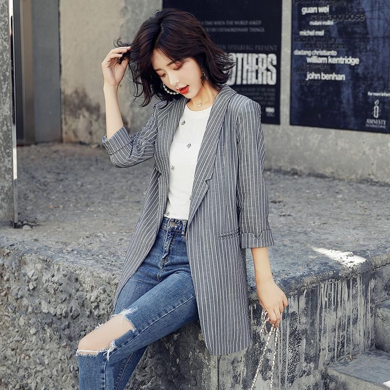 上班别老穿裙子，小西装+烟管裤，超有范又时尚，穿出精英感