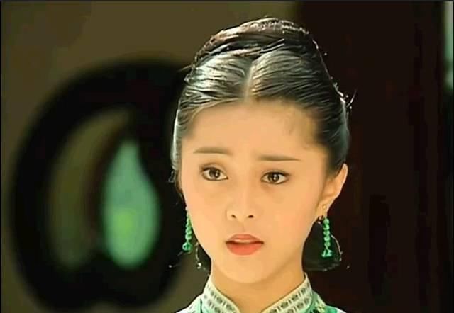  #美妆博主#小燕子的高挑眉，紫薇的百变唇妆，《还珠格格》才是美妆种草机啊