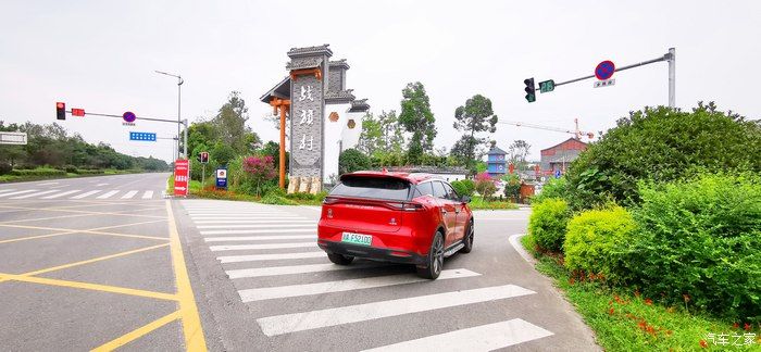 幸福新村,精彩战旗,唐新能源你有那超群的动力表现