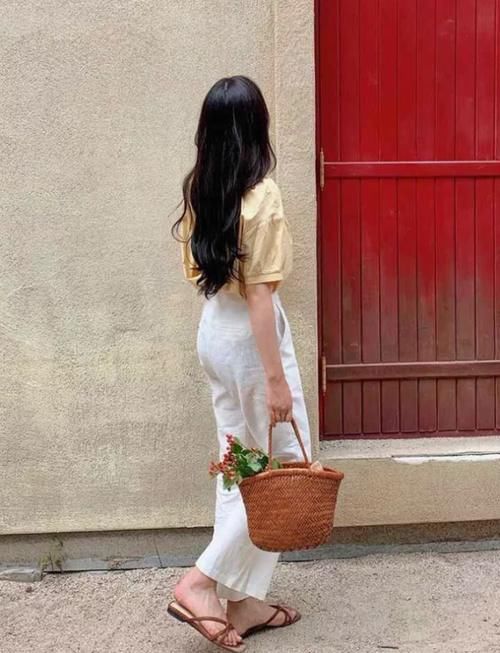  [身上的穿搭]比Gucci还好看的包包来了，每一个都平价又百搭