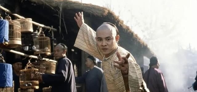 被誉为|1993被誉为“李连杰年”,他总票房狂收7.1亿,成龙星爷都不及他