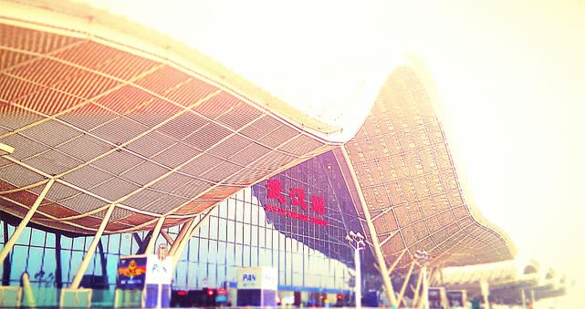 中国最“霸气”的高铁站，几乎可直达所有省会，但不是郑州东站
