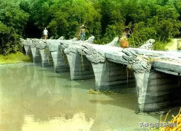 珍贵老照片再现1917年的四川社会:图一为龙头桥，图六为抽烟道长