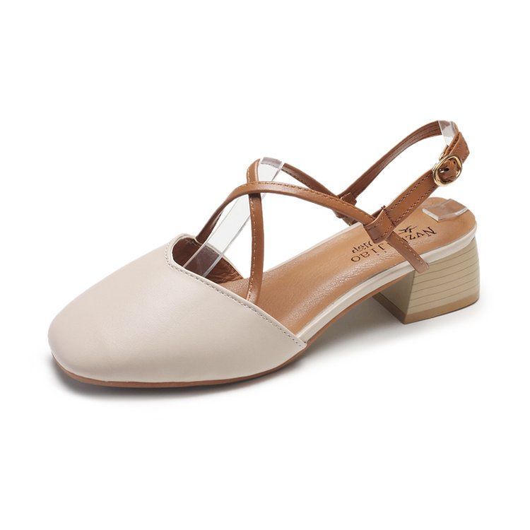 穿上一款漂亮的高跟凉鞋，让你美丽一整夏，时尚有气质