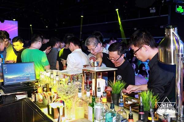 #金色#金色财经深圳电音节圆满落幕千人狂欢