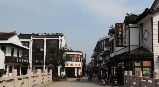 中国最富有的10个县级市，江苏昆山排第三，这个地方居然排第一