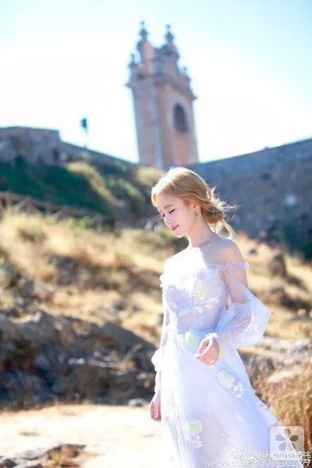 发型｜鞠婧祎实力教学！适合娇小妹子的百搭发型到底有哪些？