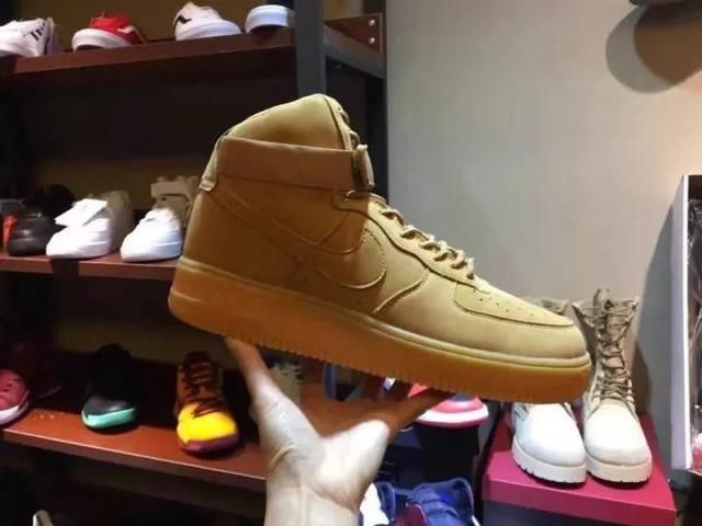 潮人们最爱的就是它!你也能拥有!