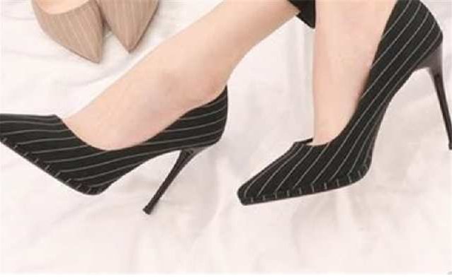 心理测试:测出你在爱情中的潜在魅力是什么?选择一款高跟鞋