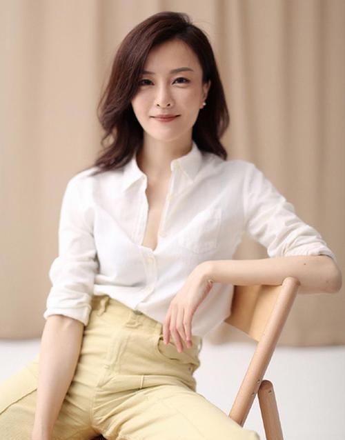  女人：40岁女人要远离这3种“妈妈卷”短发，中招像大妈，另外3种才减龄