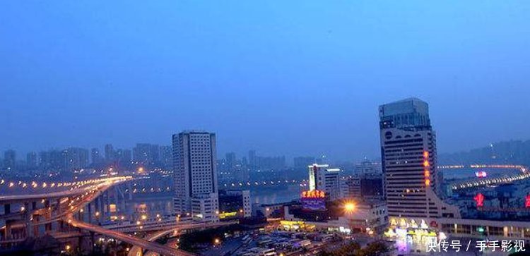  「居住」全国最适合居住的三座城市，第三重庆，第二上海，第一