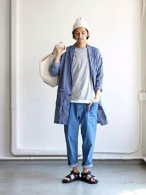 日常造型必备款!穿对九分锥形裤让你显高又修饰身材