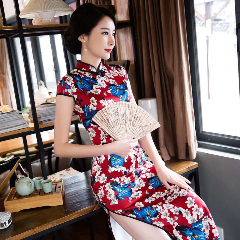 小衫打底裤太丑,7080后千万别穿!新款秋裙上新,洋气显气质