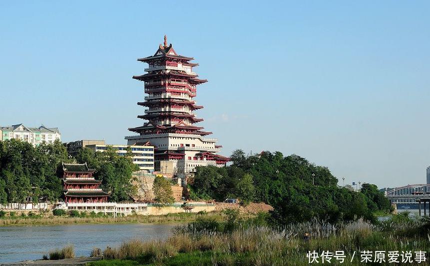四川正在大力修建一条高速, 途经6个县市, 耗资410亿元!