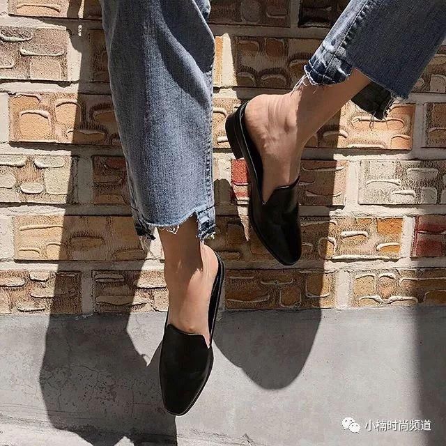 低跟也能小露性感!精选5款潮人最爱的鞋款，夏日搭配精选公开