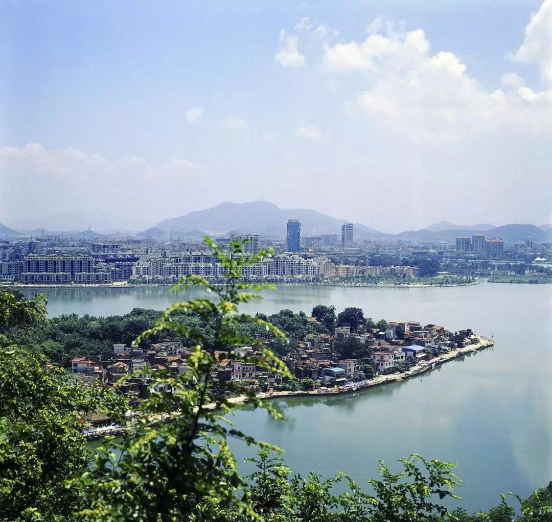 中国十大城市排名！结果大吃—惊！