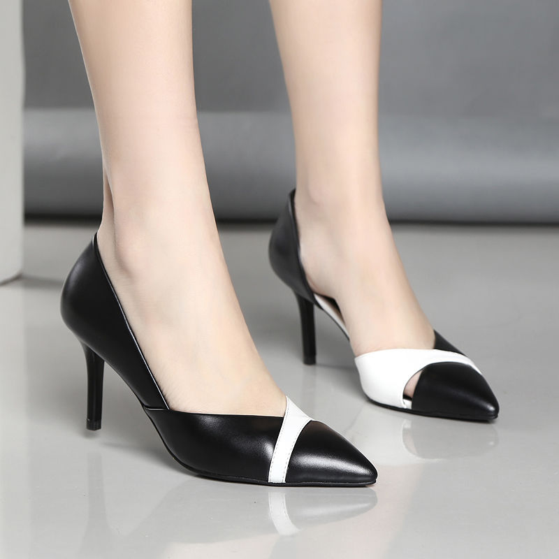 老婆一穿上细高跟鞋，气质都不一样了，干净利落而不失优雅