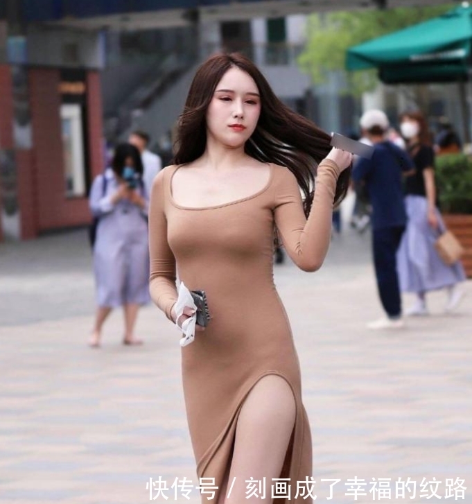 也非常|风吹着你的长发,也吹动了我的心