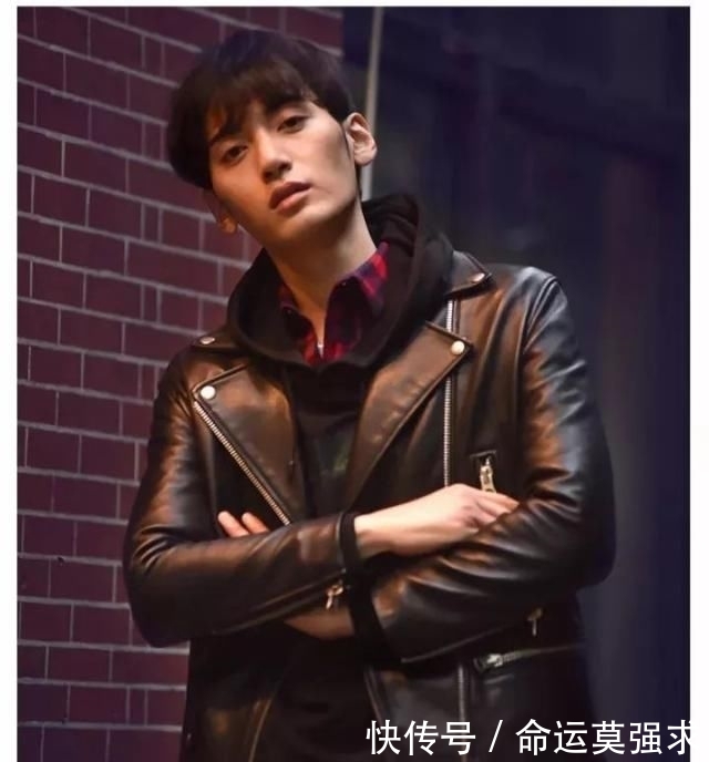  『素色』秋季夹克该选什么款式？三款经典夹克让你帅气过秋！