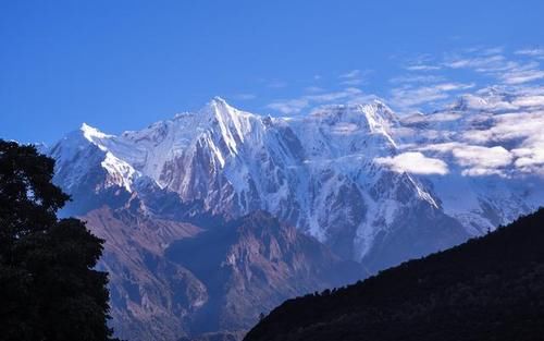 盘点中国最美几大名山！华山意外落榜，最美的山却鲜为人知