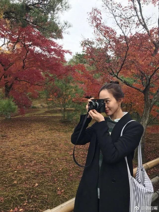 36岁的她是娱乐圈的一股清流 高颜值+高学历却很低调 这般岁月静