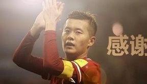 恒大球员说相声：黄博文会逗哏，冯潇霆长文捧哏，道出国足心声