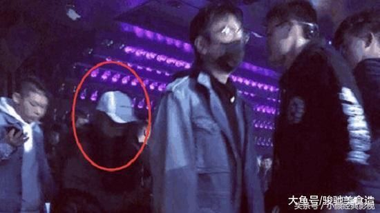 网曝关晓彤深夜发文疑似分手，王思聪隔空示爱高调喊话，鹿晗：好