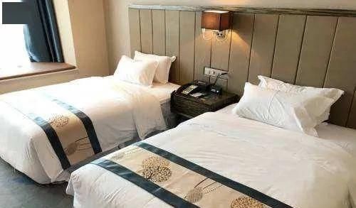  『值得』16岁少女来桂林见28岁男网友，原因值得每个家长深思…