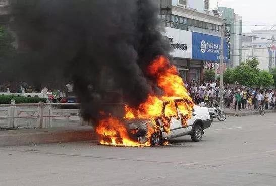 违章只能本人处理？喝酒车内睡觉算酒驾？其实这些都是谣言！