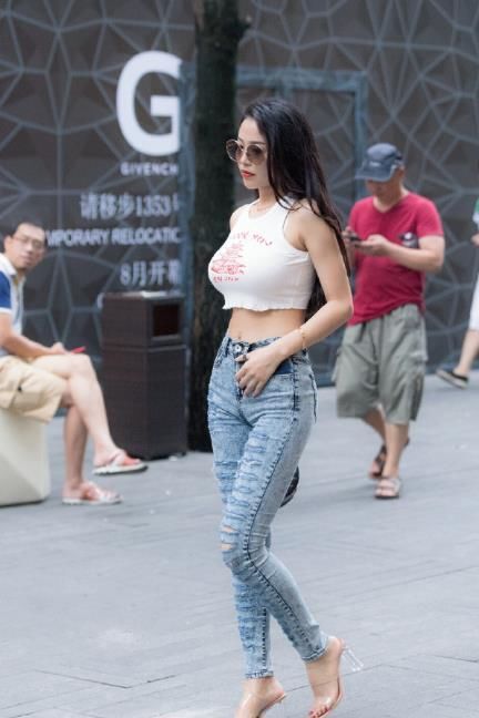 漂亮|精致典雅美女小姐姐,漂亮又聪慧,美女走可爱路线!