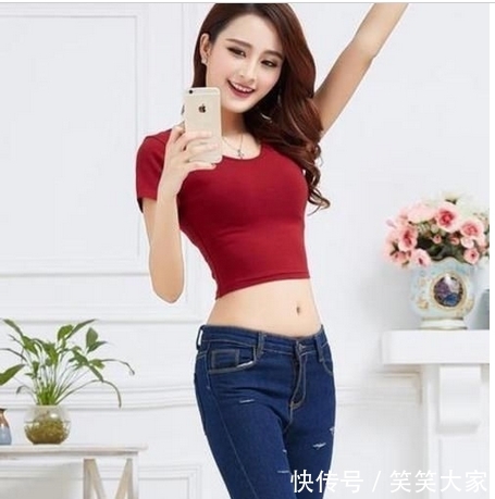  气质■气质美女紧身牛仔裤，时尚的穿衣搭配，尽显时尚潮流范！