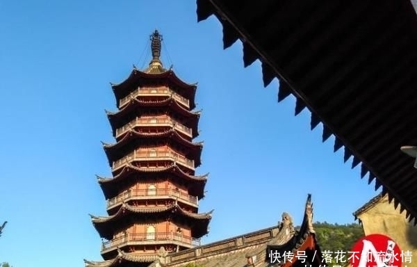 浙江深山藏1700年古寺庙，收藏释迦摩尼真身舍利，一般人见不到