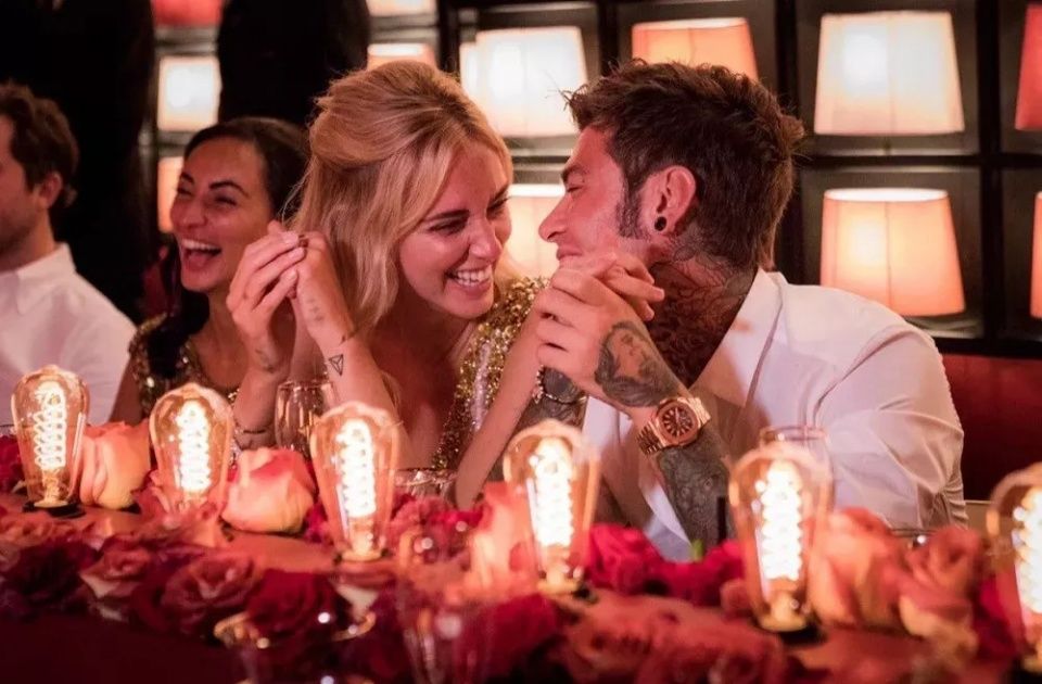 满足了少女们对婚礼的所有幻想，这场世纪婚礼到底有多梦幻?