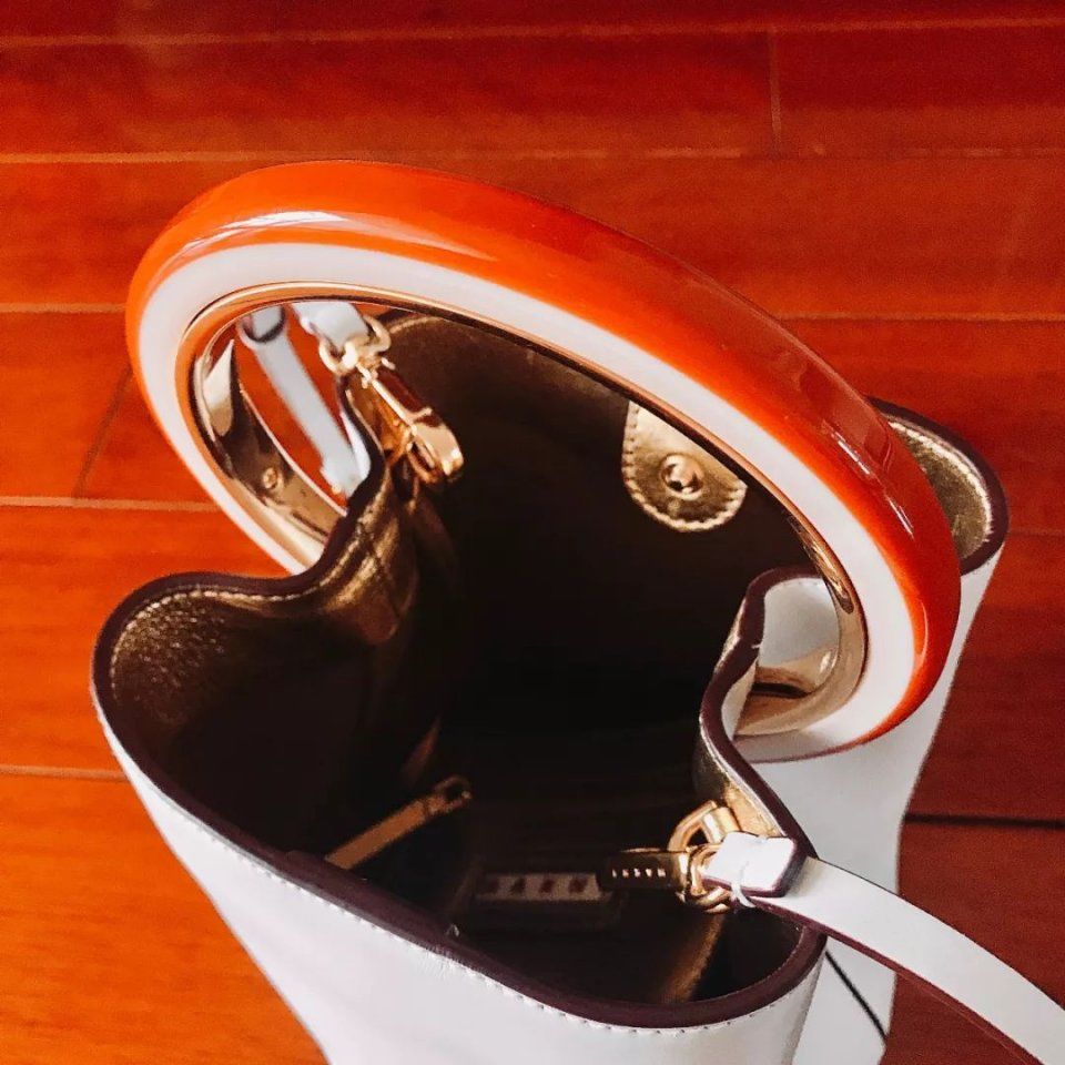 买手袋就像投资，BAZAAR推荐你几个稳赚不赔的最新款!