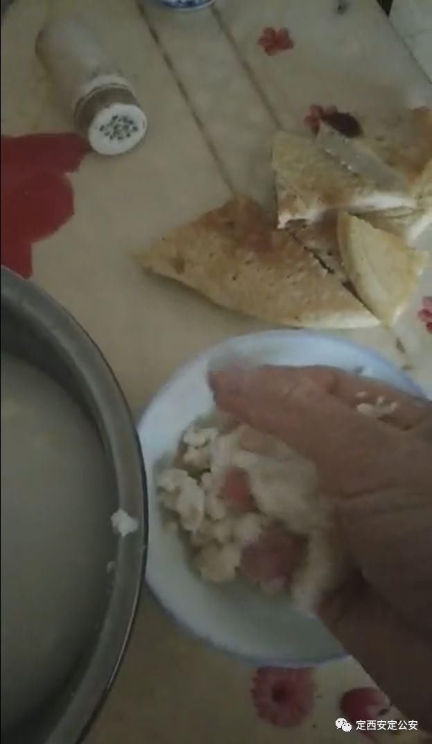 造谣是犯法的，3名发布“纸馒头”谣言者被拘!