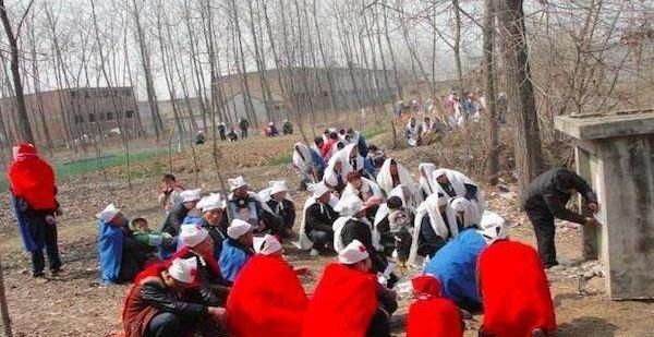  「建议」疫情期间，农村红白喜事一切从简，老农提出1个建议，说得在理