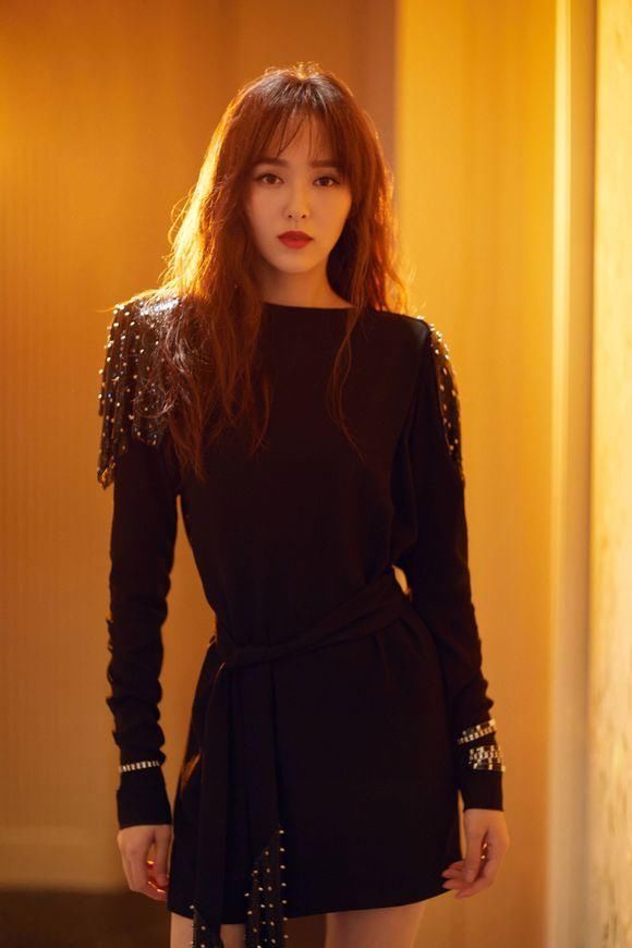 唐嫣衣品直线下降！但网友发现长相跟罗晋越来越像了