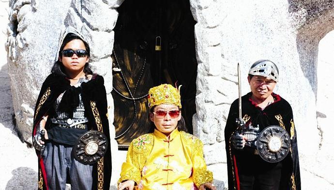 国内藏有小矮人王国,再现白雪公主与小矮人?网友:过得比我好